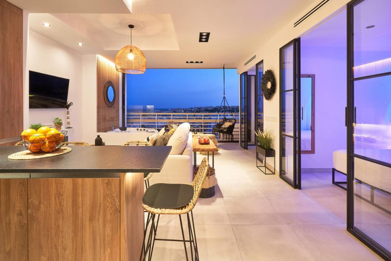Pura Vida Luxury Apartment With Jacuzzi 托雷莫利诺斯 外观 照片