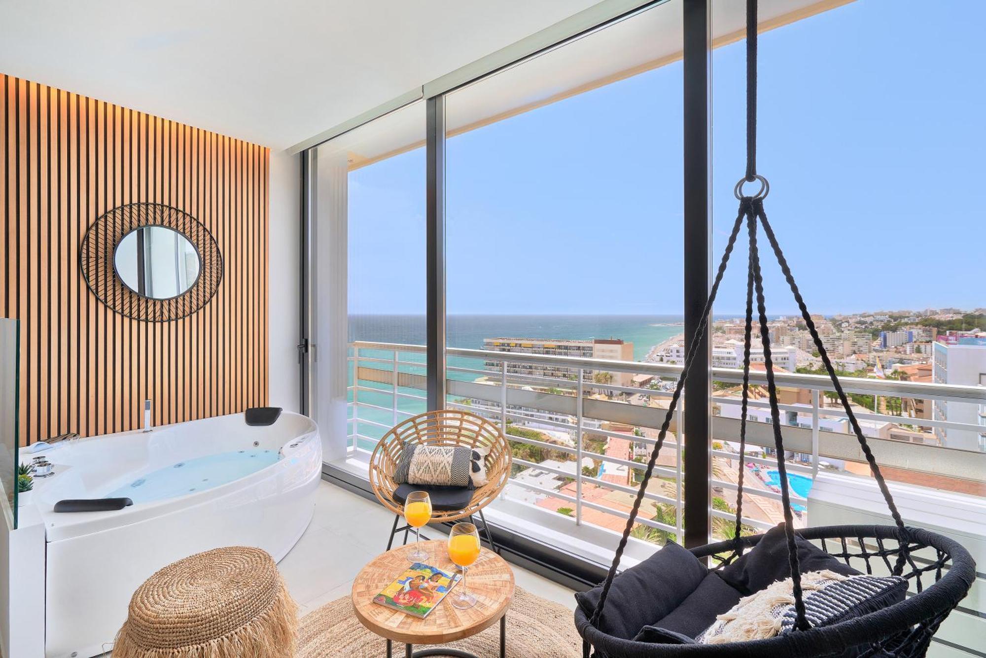 Pura Vida Luxury Apartment With Jacuzzi 托雷莫利诺斯 外观 照片