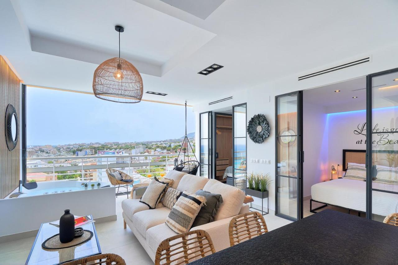 Pura Vida Luxury Apartment With Jacuzzi 托雷莫利诺斯 外观 照片
