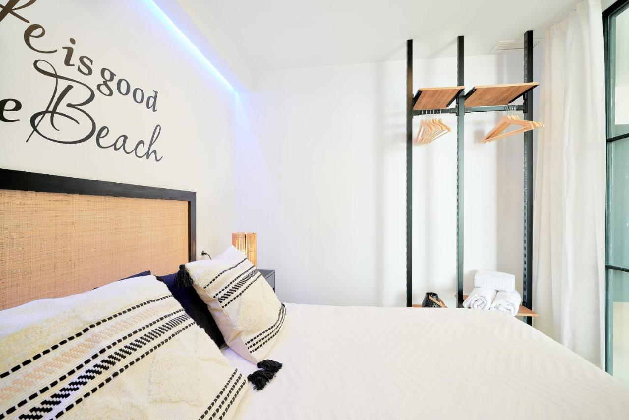 Pura Vida Luxury Apartment With Jacuzzi 托雷莫利诺斯 外观 照片